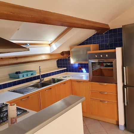 La mansarda Apartment Savona Bagian luar foto