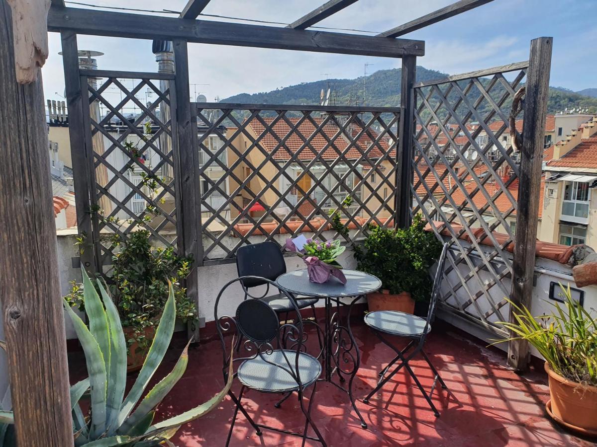 La mansarda Apartment Savona Bagian luar foto